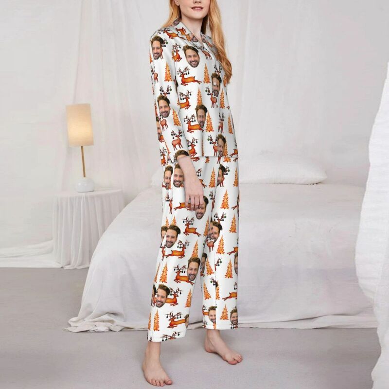 Personalisierte Pyjamas mit individuellem Foto Weihnachtsbaum Rentier Orangener Stil Design Warmes Geschenk für die Familie