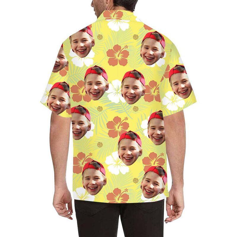 Chemise hawaïenne à impression intégrale pour hommes avec visage personnalisé et fleurs rouges et blanches