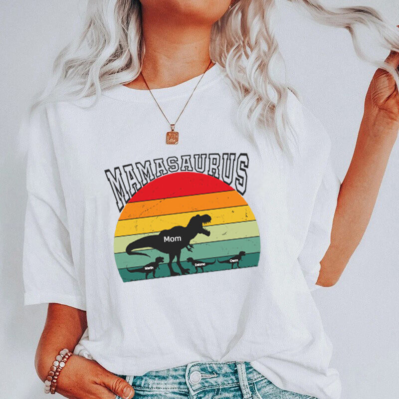 Camiseta personalizada mamasaurus con nombre para dulce mamá