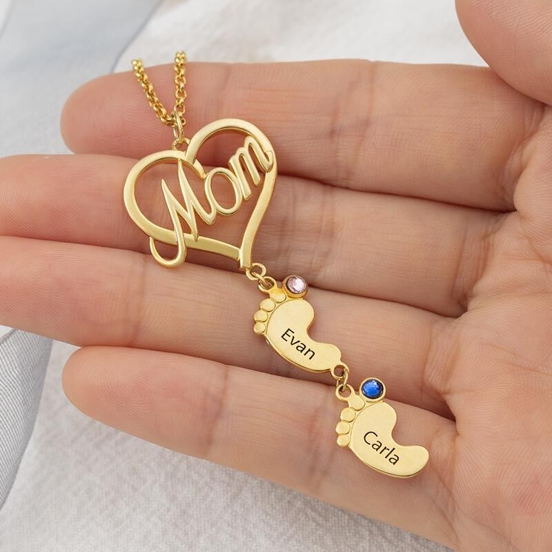Personalized Heart-Shaped Mom Necklace with Name and Feet Cute Gift for Mom