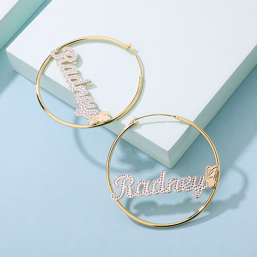 Schmetterling zwei Ton personalisierte Name Hoop-Ohrringe