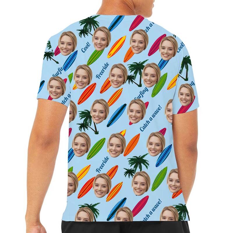 T-shirt hawaïen personnalisé avec planche de surf colorée