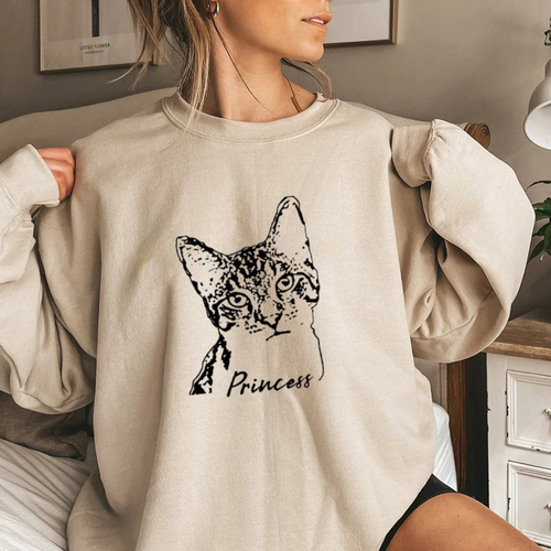 Personalisiertes Sweatshirt mit individuellem Bild und Namen für tierliebe Mama