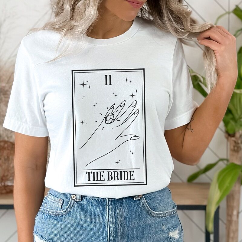 Personalisiertes T-shirt Die Braut und Mannschaft Tarot Karten Design Kreatives Geschenk für Brautparty/Hochzeit