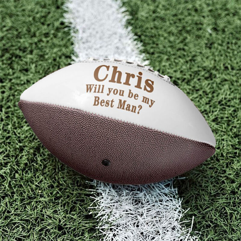 Ballon de rugby personnalisé avec nom et texte en cadeau pour le meilleur homme du mariage