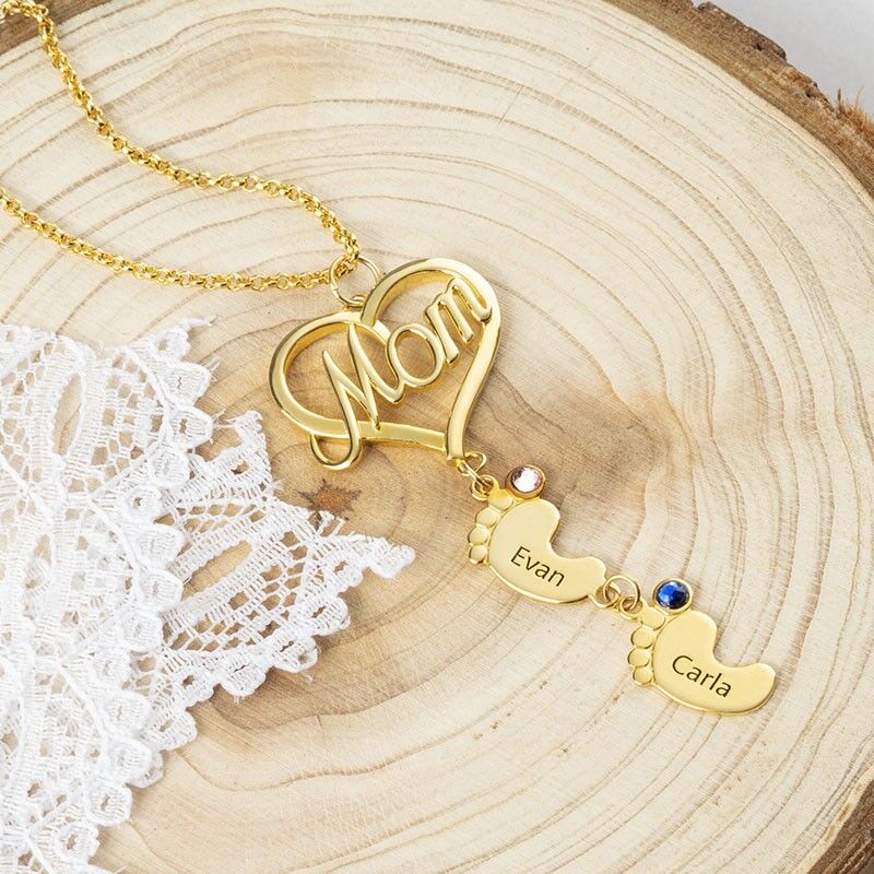 Personalized Heart-Shaped Mom Necklace with Name and Feet Cute Gift for Mom