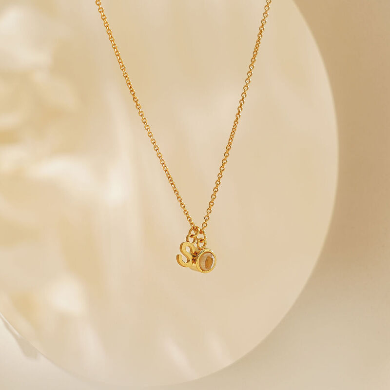 Collana personalizzata con foto proiettata e iniziali regalo semplice per lei