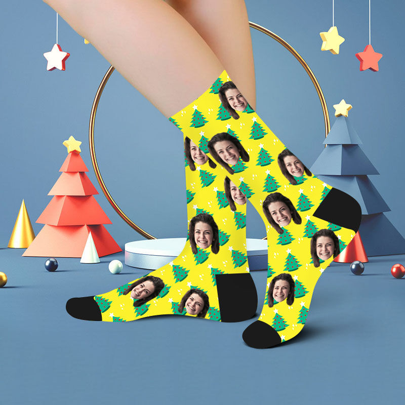 Calcetines con foto de cara impresa estampado de árbol de navidad color amarillo regalo para pareja