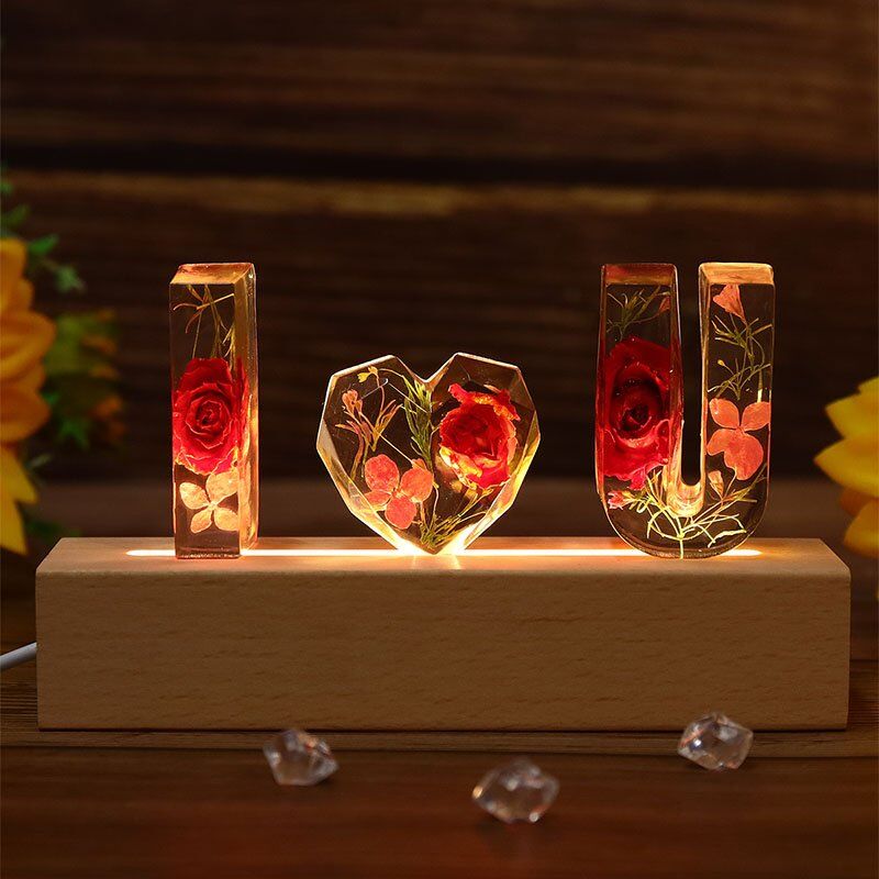 Personalized Dried Flowers Resin Letter Lamp