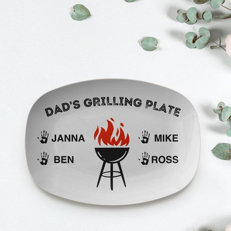 Personalized Name Plate Cool Gift for Father's Day "Daddy's Grilling Plate"