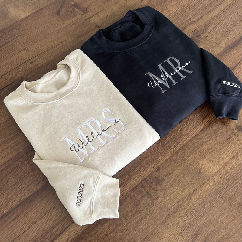 Personalisiertes Sweatshirt mit gesticktem Namen und Datum Einfaches Mode-Paar-Geschenk für Verliebte