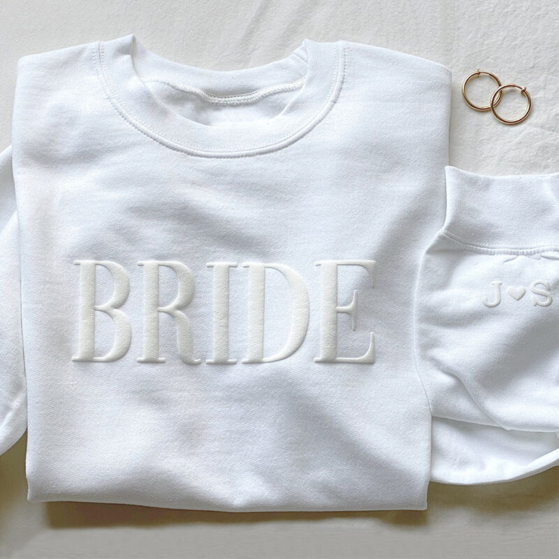 Gepersonaliseerde sweatshirt puff print Bruid met eigen letterontwerp Perfect cadeau voor getrouwd stel