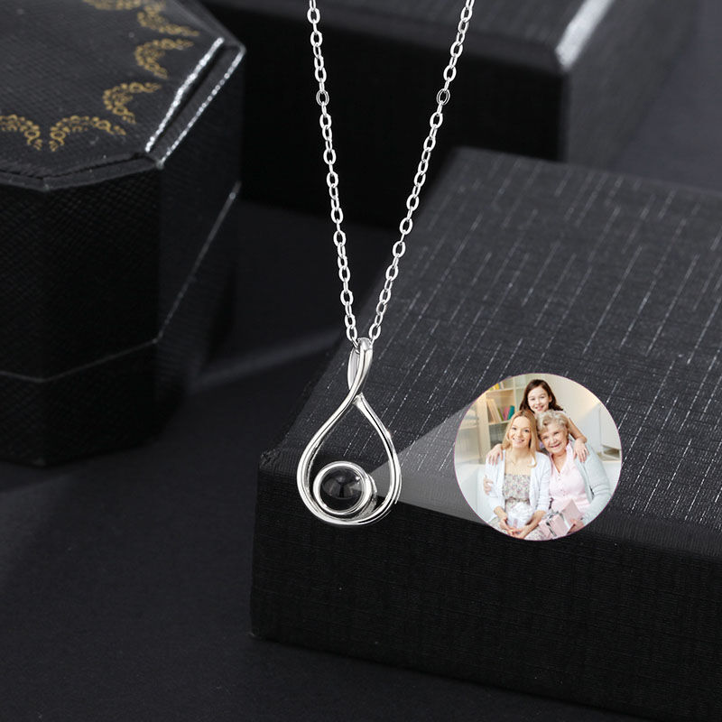 Personalized Teardrop-shaped Photo Projection Necklace for Wife