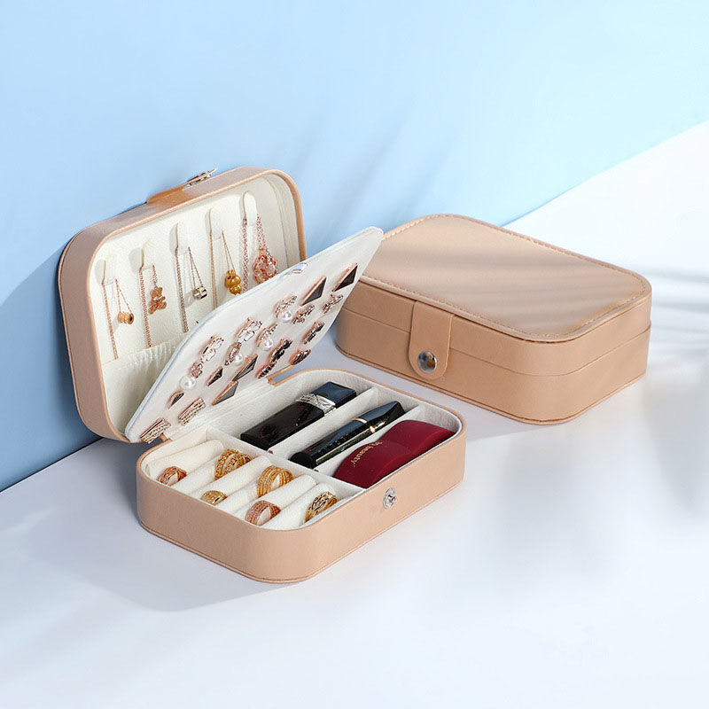 Joyero rectangular personalizado con nombre y corazón vacío para mamá