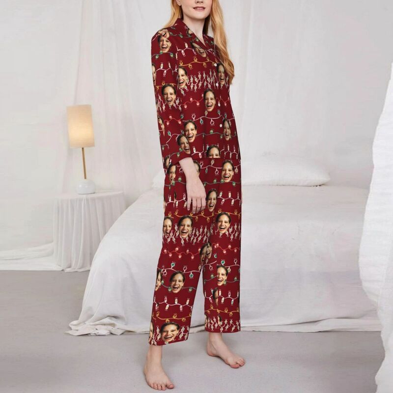Pijama personalizado con foto personalizada y luces navideñas en tiras, diseño de patrón estilo vino tinto, regalo para ella