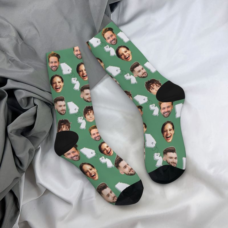 Personalized Face Socks Can Add 4 Photos as a Gift for Colleagues