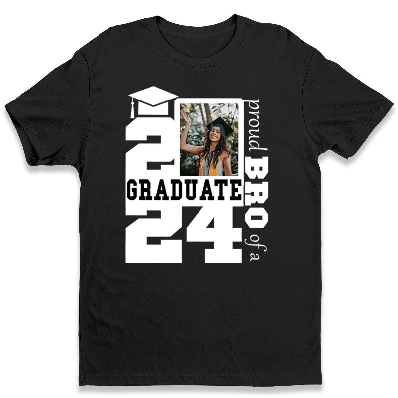 T-shirt personalizzata con design di camicie della famiglia del laureato orgoglioso