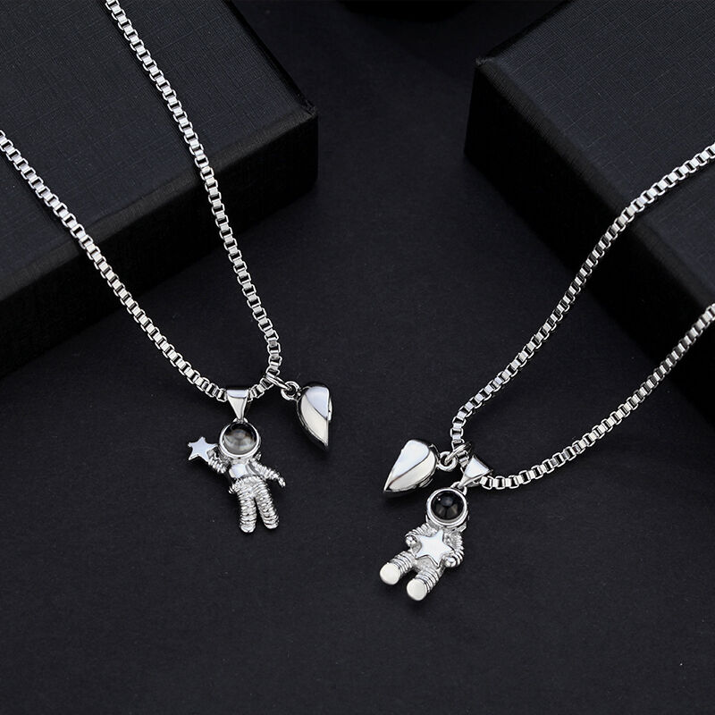 Personalized Astronaut Projection Photo Couple Necklace