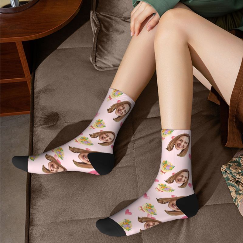 Personalized Face Socks Bouquet Pattern Suitable for Wedding Gift to Wife