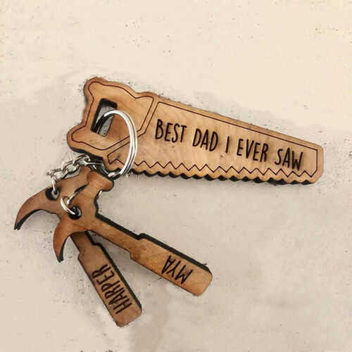 Personalized Name Keychain with Hammer Pattern Father's Day Gift "Best Dad I Ever Saw"