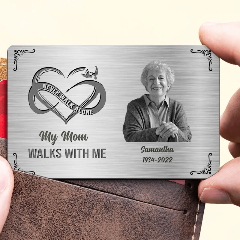 Personalisierte Aluminium - Brieftaschenkarte Du wirst nie allein gehen Warmes Design Gedenkgeschenk für Geliebte