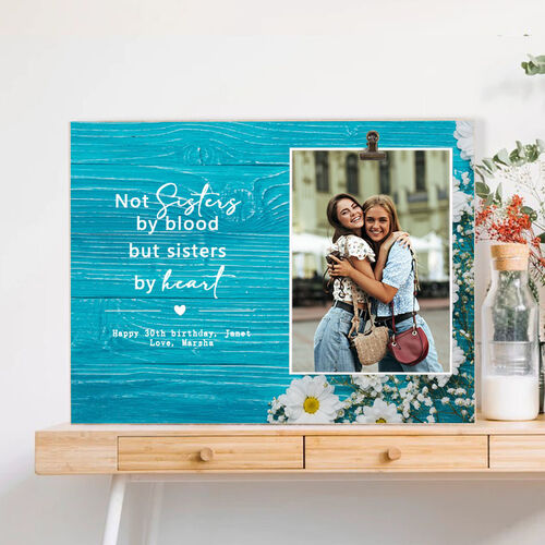 Personalisierter Fotorahmen für den Geburtstag einer Freundin "Nicht Schwestern durch Blut, sondern Schwestern durch Herz"