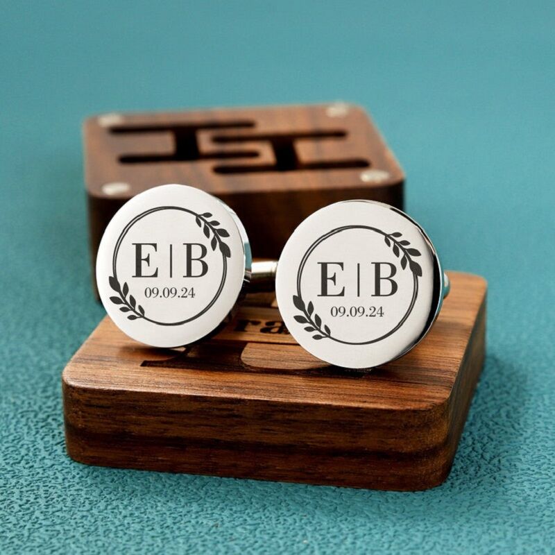 Bouton de manchette personnalisé Couple Initiale Nom Design Couronne Merveilleux cadeau d'anniversaire pour lui