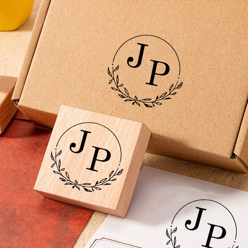 Customized Wooden Stamp Couple's Initials Stamp Monogram Stamp for Wedding