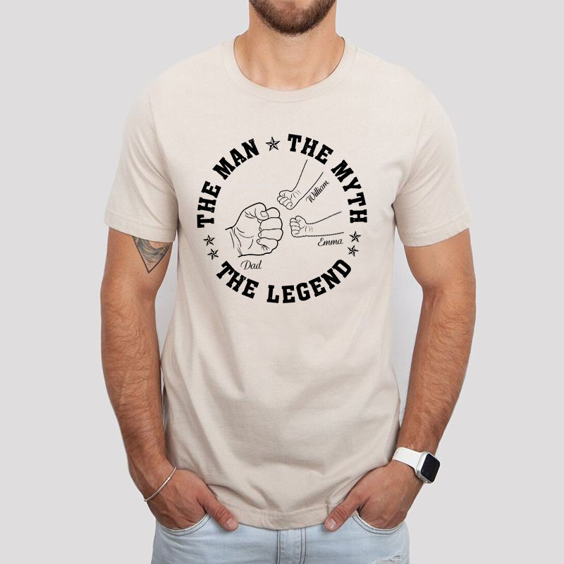 Personalisiertes T-Shirt Der Mann Der Mythos Die Legende mit Faustschlag Design Großes Geschenk zum Vatertag