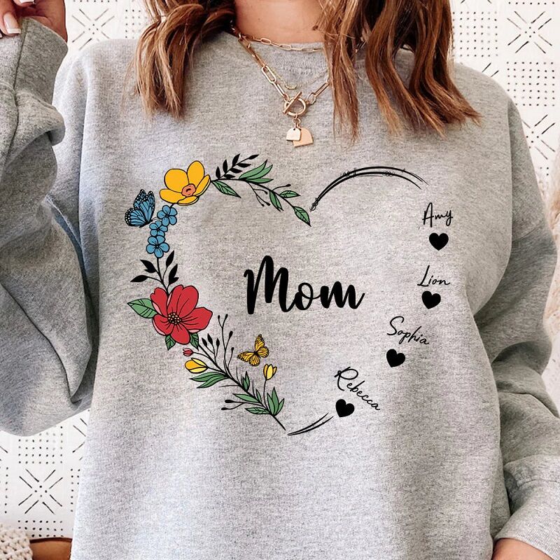 Personalisiertes Sweatshirt Herzförmige Blume Individuelle Namen Design Hübsches Geschenk für die liebe Mama