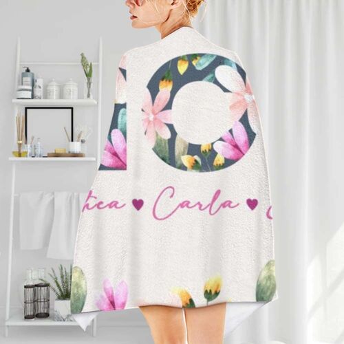Personalized Name Bath Towel with Beautiful Flowers Pattern for Favourite Mom