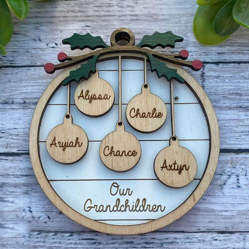 Personalized Custom Family Name Round Christmas Floral  Wooden Christmas Decoration