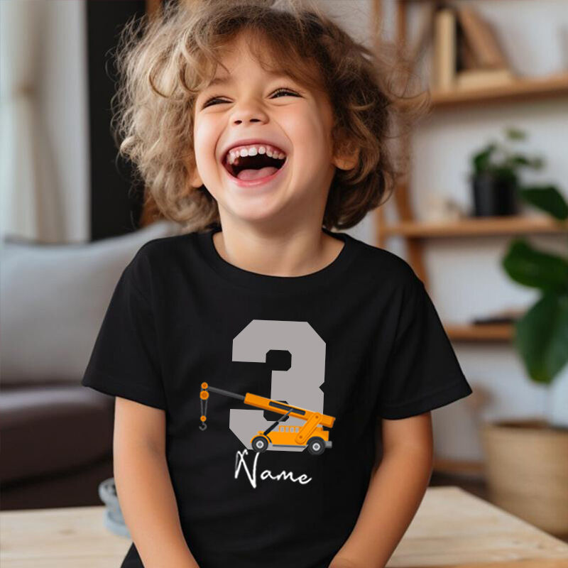 Camiseta infantil personalizada con nombre y edad personalizados con coche, regalo genial para niños