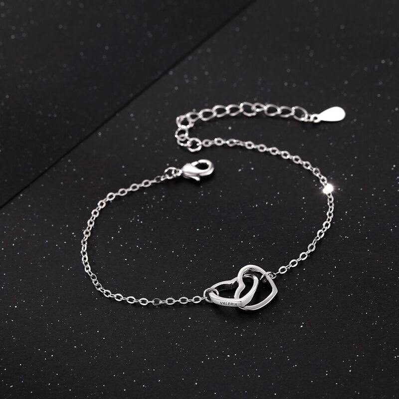 Gepersonaliseerde dubbele hartvormige gegraveerde armband Mooi cadeau voor je geliefde