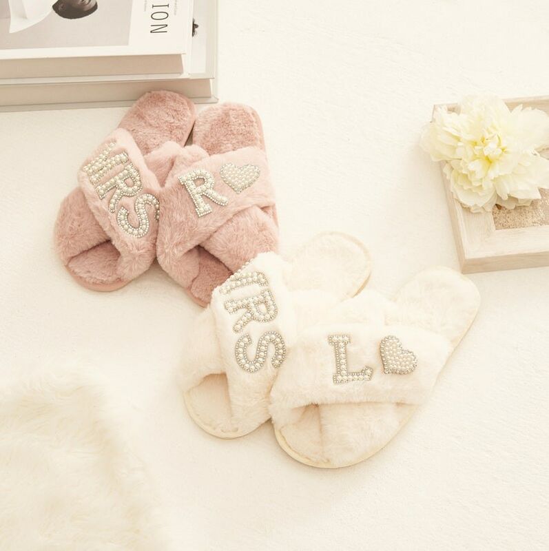 Personalized Fluffy Slippers Custom Pearl Lettering Exquisite Gift For Wedding