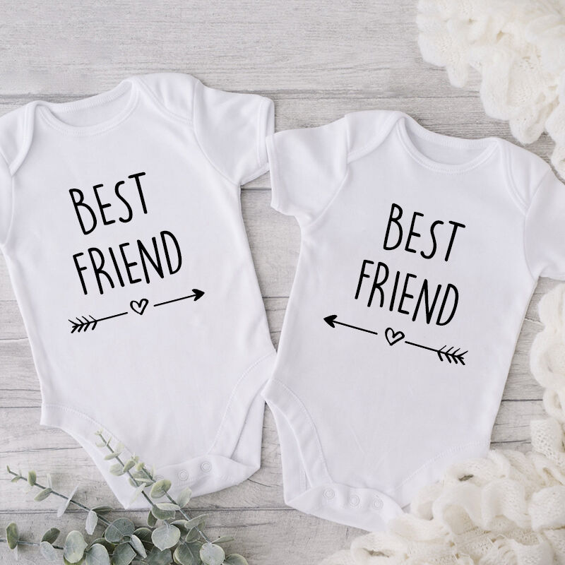 Gepersonaliseerd Baby Onesie Beste Vrienden Pijl Tweeling Ontwerp Creatief Baby Shower Cadeau voor Kid Broers en zussen