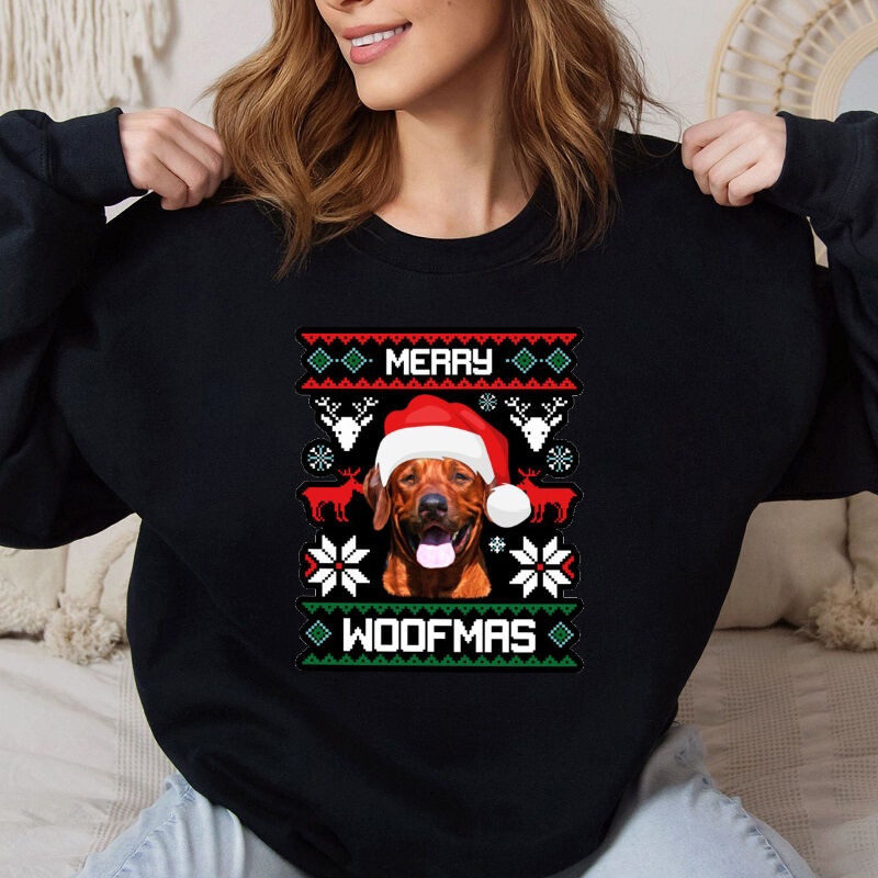 Personalized Sweatshirt Merry Woofmas with Custom Dog Head Photo Design Attractive Christmas Gift for Pet Lovers