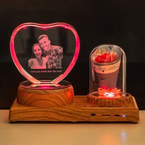 Altavoz bluetooth de lámpara de cristal en forma de corazón con foto personalizada de colores
