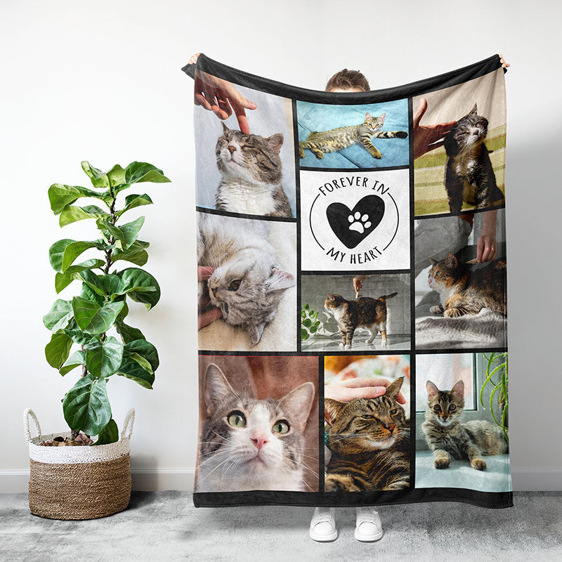 Personalized Picture Blanket with Cute Footprint Pattern Exquisite Gift for Pet Lover