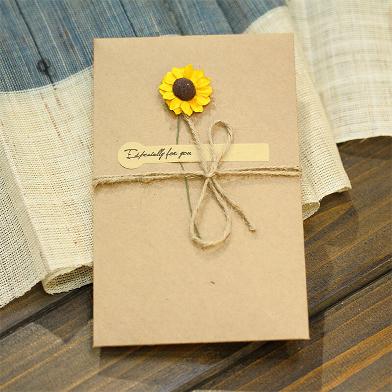 3D Paper Dried Flower Design Kraft Paper Card Elegant Gift for Loved One