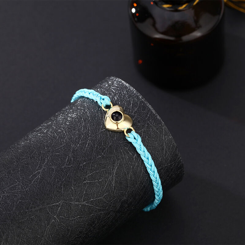 Personligt armband med projicerad bild och hjärtformad berlock Romantisk julklapp till henne