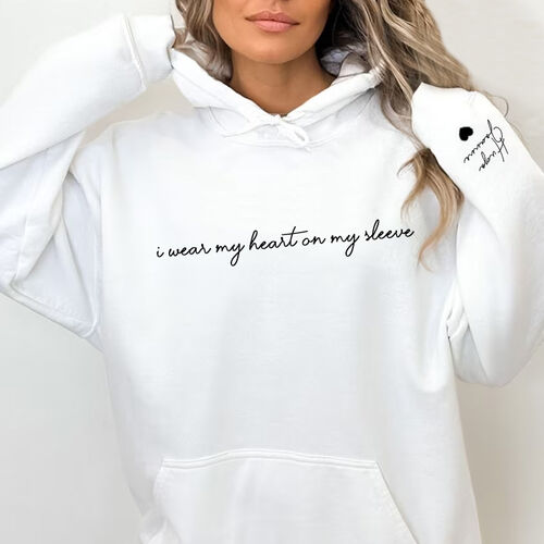Personalisierter Hoodie " Ich trage mein Herz auf meinem Ärmel" zum Muttertag