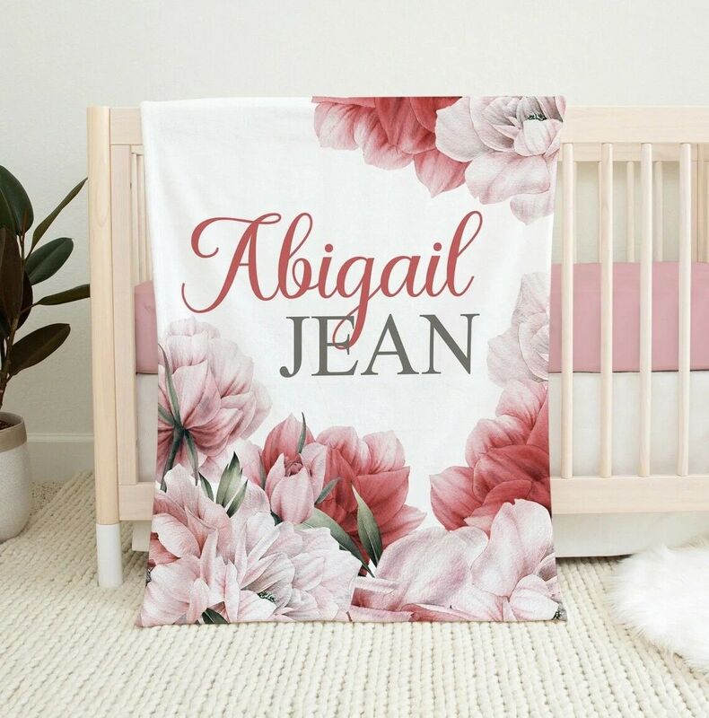 Personalized Name Blanket with Romantic Flower Pattern Heartwarming Gift for Wife