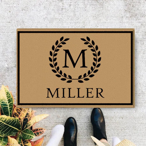 Personalized Wreath Family Name Doormat