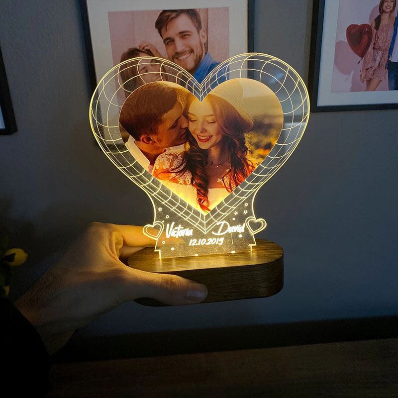 Lampe de bureau LED personnalisée avec photo de couple et cœur