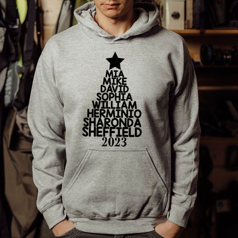 Sudadera con capucha personalizada con nombres de diseño de árbol de Navidad para familia
