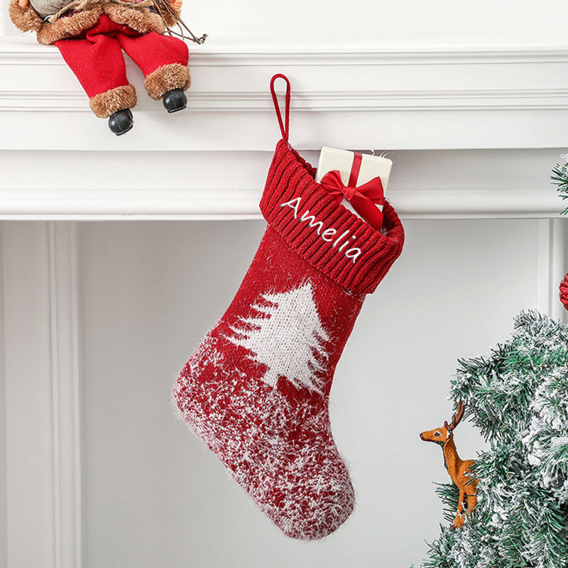Calcetín navideño chimenea personalizado de nombre color rojo estampado de árbol de navidad