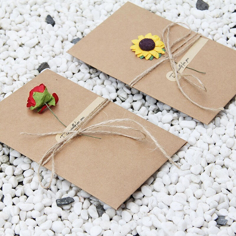 3D Paper Dried Flower Design Kraft Paper Card Elegant Gift for Loved One
