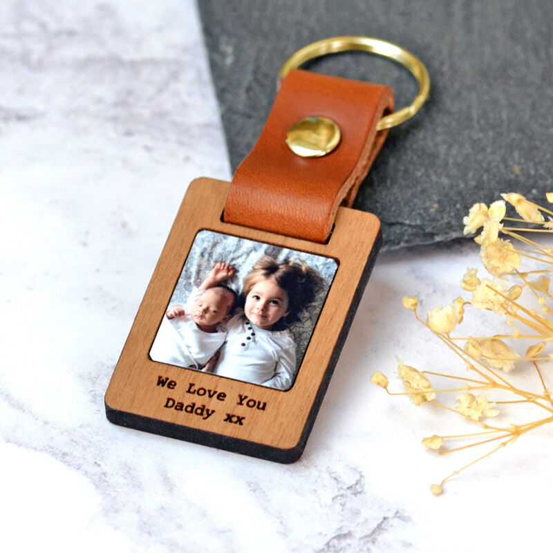 Personalisierte hölzerne Schlüsselanhänger benutzerdefinierte Foto und eingravierte Nachricht Geschenk für geliebte Person