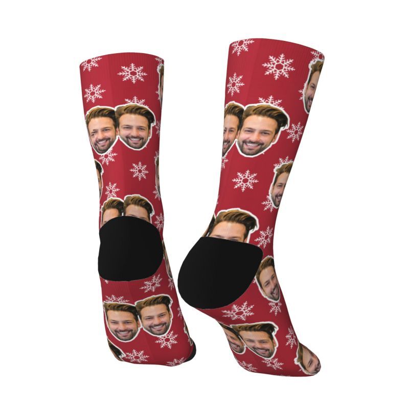 Personalisierte Socken mit Gesicht und Schneeflockenmuster als Weihnachtsgeschenk für Paare